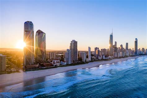 What Attracts People To The Gold Coast?