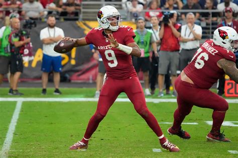 Unleashing the Gridiron Glory: Discover Where to Watch the Cardinals Game on Your Screen!