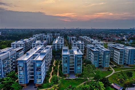 Understanding Real Estate Terminology: Defining Units in the Property Market