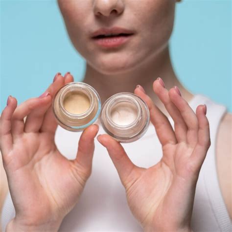 What Is The Difference Between Concealer And Foundation Makeup
