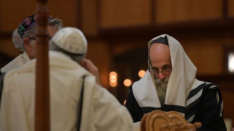 Understanding Yom Kippur: A Comprehensive Guide to the Holiest Jewish Holiday