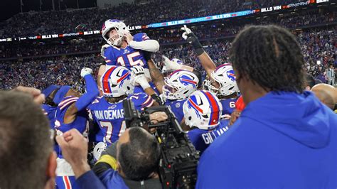 Unveiling the Kickoff Hour: Discovering the Exact Timing of the Highly Anticipated Buffalo Bills Game