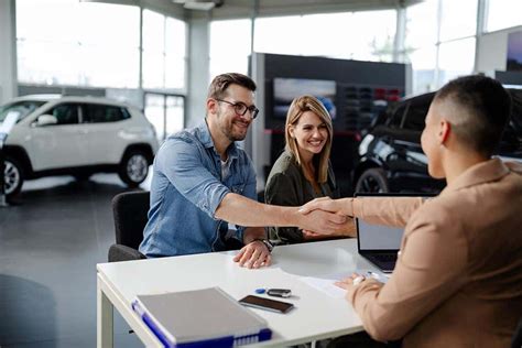What to Bring When Visiting the Dealership