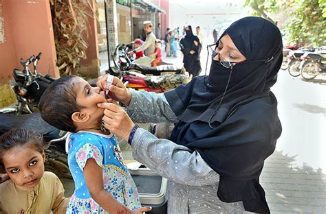 What to Expect During the Polio Drops Session