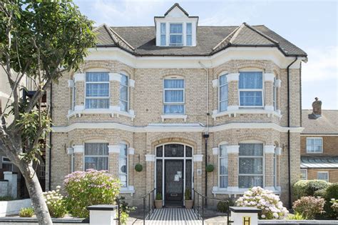 What to look for in an Edwardian home