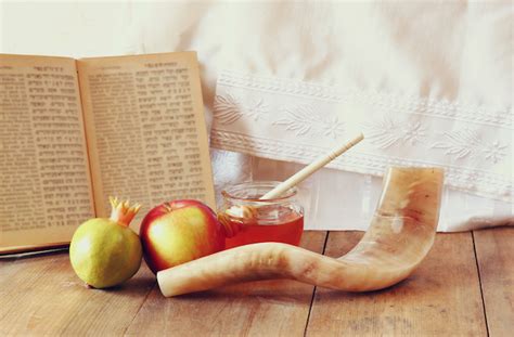 Erev Rosh Hashanah 2019: Dates, Traditions and Celebrations