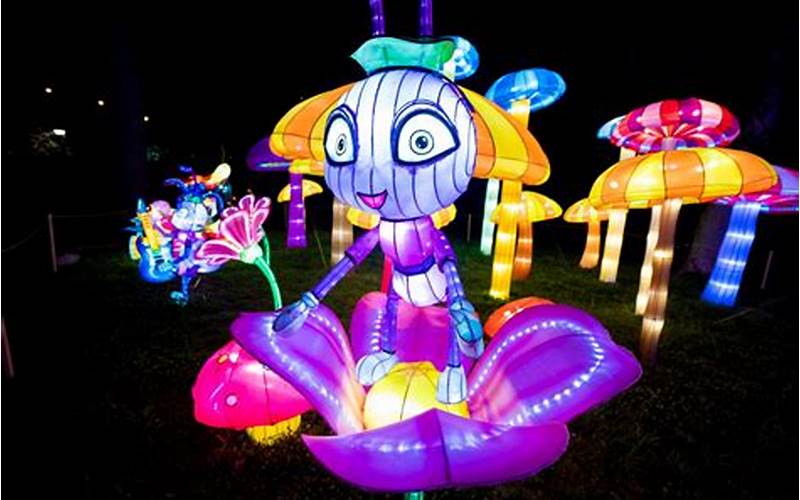 Whimsical Wonderland At The Moonlight Forest Lantern Art Festival