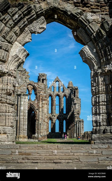Whitby Abbey Review: Exploring History & Scenic Views