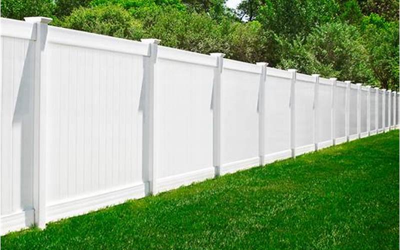 White Privacy Fence Options