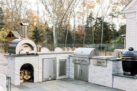 Unleash Your Inner Chef with a Dreamy White Brick Outdoor Kitchen