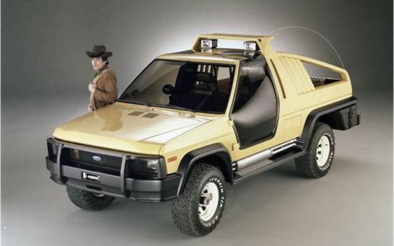 Why Buy A 1981 Ford Bronco Montana Lobo?