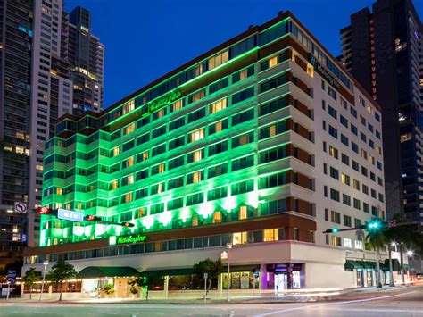 Why Choose Holiday Inn Miami