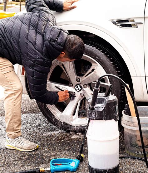 Why Choose a Full Service Over a Basic Wash