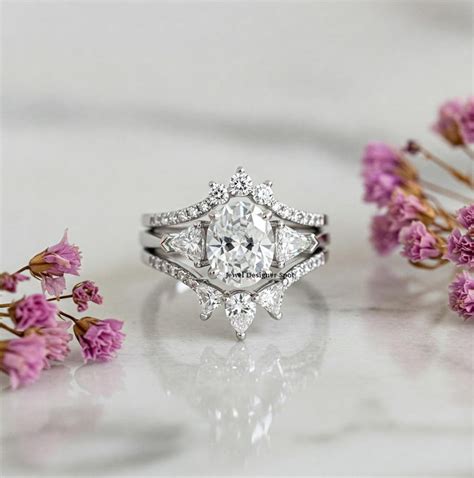 Why Choose a Jacket Wedding Ring