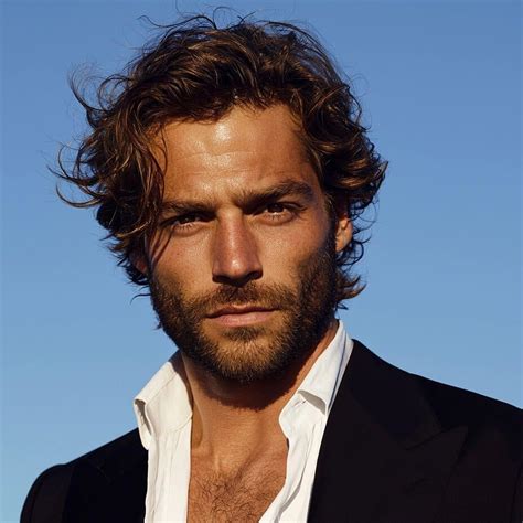 Why Choose a Messy Haircut