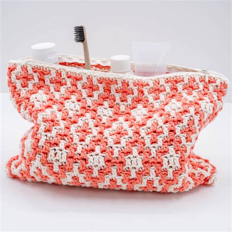 Why Crochet Your Own Toiletry Bag?