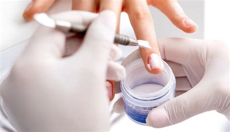 Why Do My Nails Hurt After Dip Powder