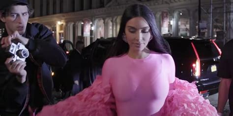 Why Fans Think Kim Kardashian\'s Roblox Storyline Is Fake