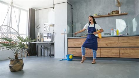 Why Is Your Facebook App Cleaning and What You Can Do About It: A Comprehensive Guide