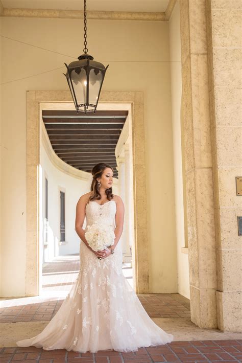 Why should you opt for St. Augustine and Tampa Wedding Photographers for your wedding?
