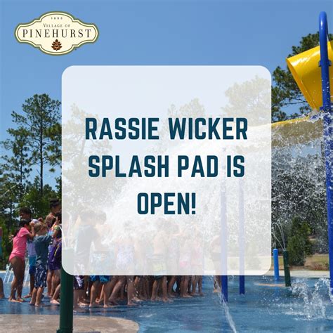 Wicker Park's Sprightly Oasis: Dive into Fun at the Mesmerizing Splash Pad!