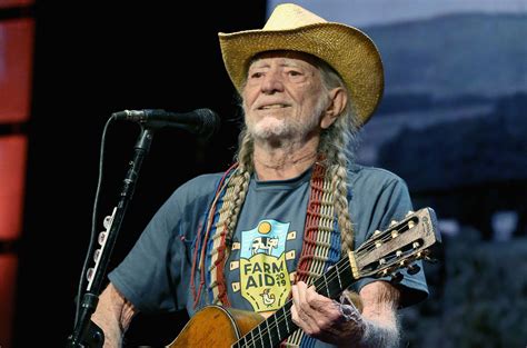 Willie Nelson performing live