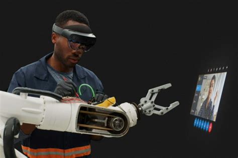 Windows 11 for Hololens 2