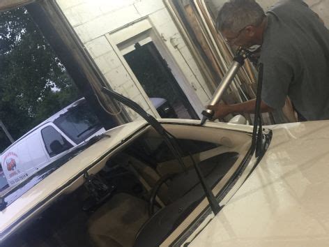 Windshield Repair Aurora IL