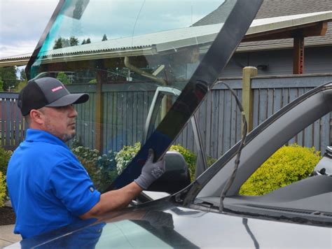 Windshield Repair in Eugene Oregon