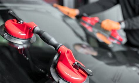 Windshield Repair in Hayward
