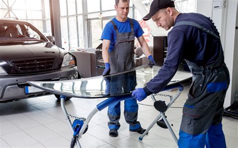 Windshield Repair in Thousand Oaks