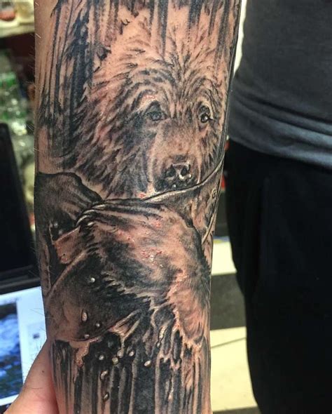 Wolfs Den Tattoo
