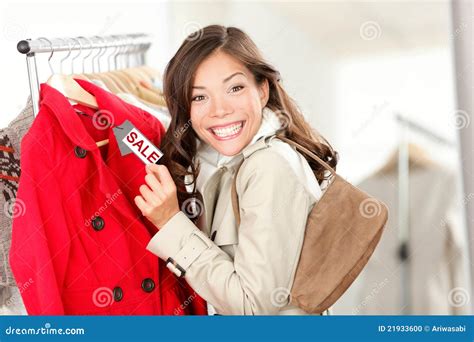 Get Ready to Shop 'Til You Drop: Our Heart-Stirring Woman Clothes Sale is Here!