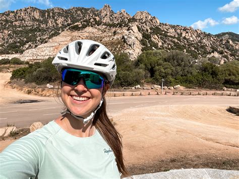 Woman E-Bike Tour