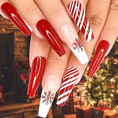 Woman Snow Red Nails Design