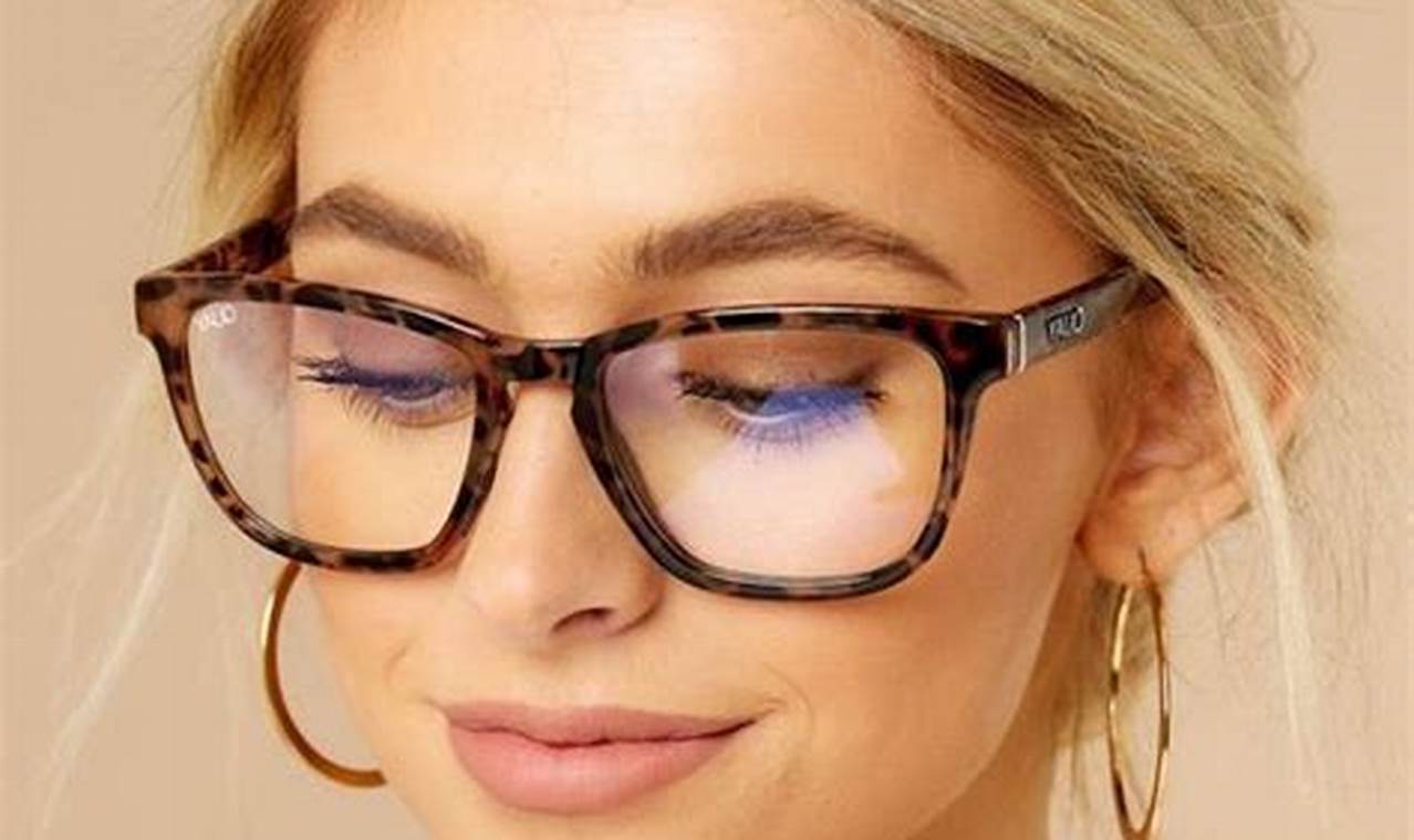 Women's Glasses Styles 2024