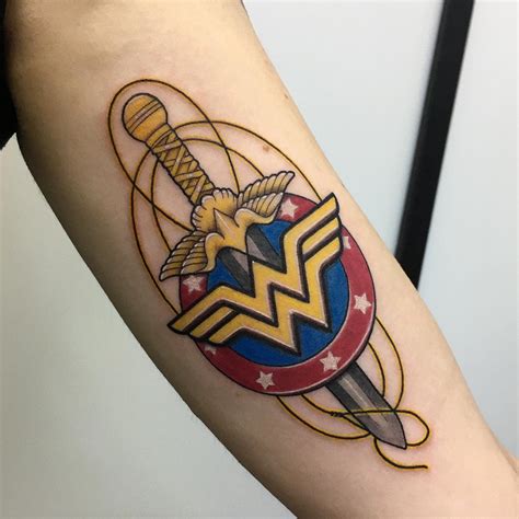 Wonder Woman Wonder woman tattoo, Tattoos, Sleeve