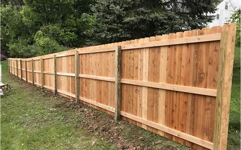 Wooden 6 Foot Privacy Fence: The Pros And Cons