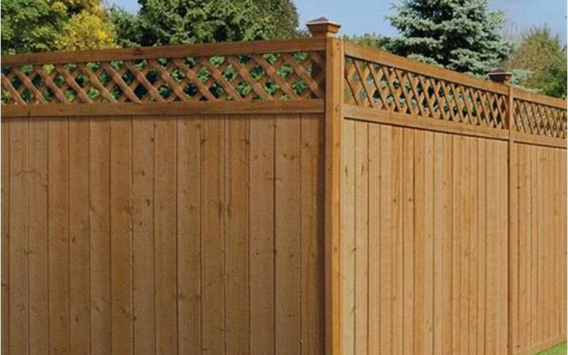 Wooden Fence With Lattice Top