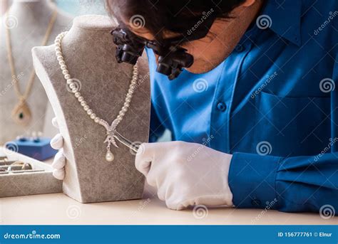 Working with a Jeweler