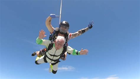 World Record Tandem Skydive
