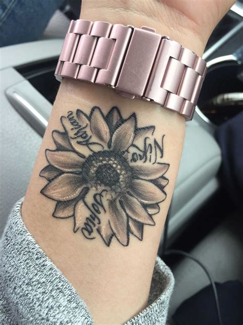 Wrist Tattoo Ideas With Names