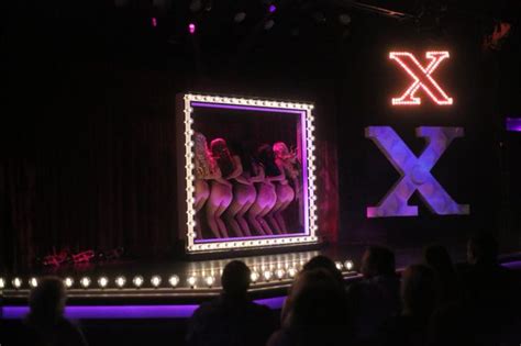 X Burlesque Reviews