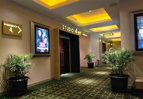 XXI Transmart Bogor Store Directory