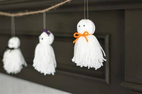 Yarn Ghost Garland