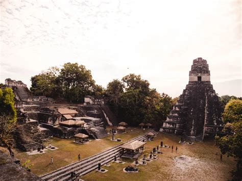Yaxha versus Tikal