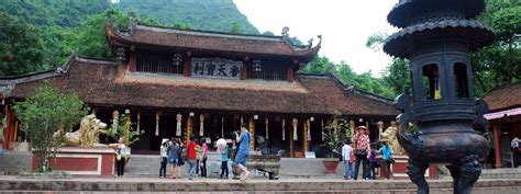 Yen Stream Perfume Pagoda