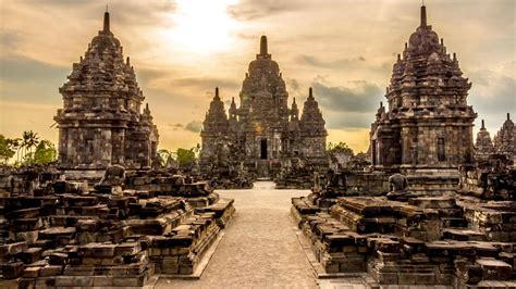 Yogyakarta Tour: Prambanan Temple & Pindul Cave – A Detailed Review