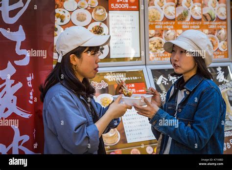 Yokohama Chinatown Food Sampling