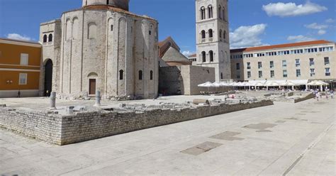 Zadar Tour Guide